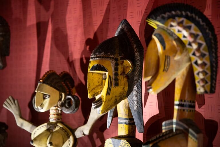 Au Musée des Confluences, à Lyon, la donation Loeb exalte les arts vivants du Mali