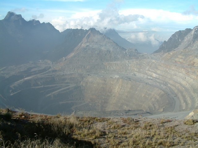 Grasberg mine gold