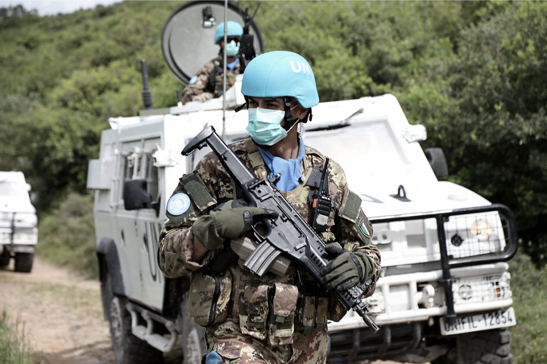 Avec 754 soldats, le contingent italien est le plus représenté des effectifs européens au sein de la FINUL - Crédits : Armée italienne / Wikimedia Commons CC BY 2.5