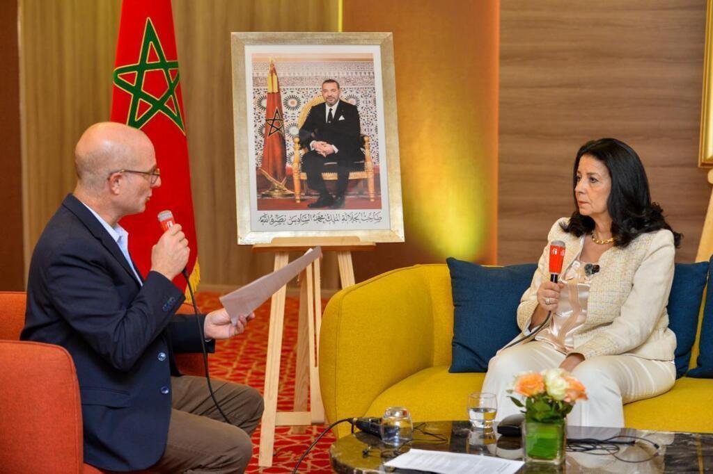 Amal El Fallah Seghrouchni, ministre marocaine déléguée à la Transition numérique avec Bruno Faure (RFI)