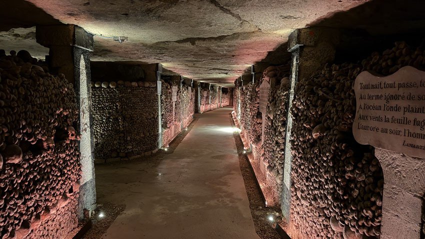 Catacombes de Paris © Connaissance des Arts / Alexandre Dars
