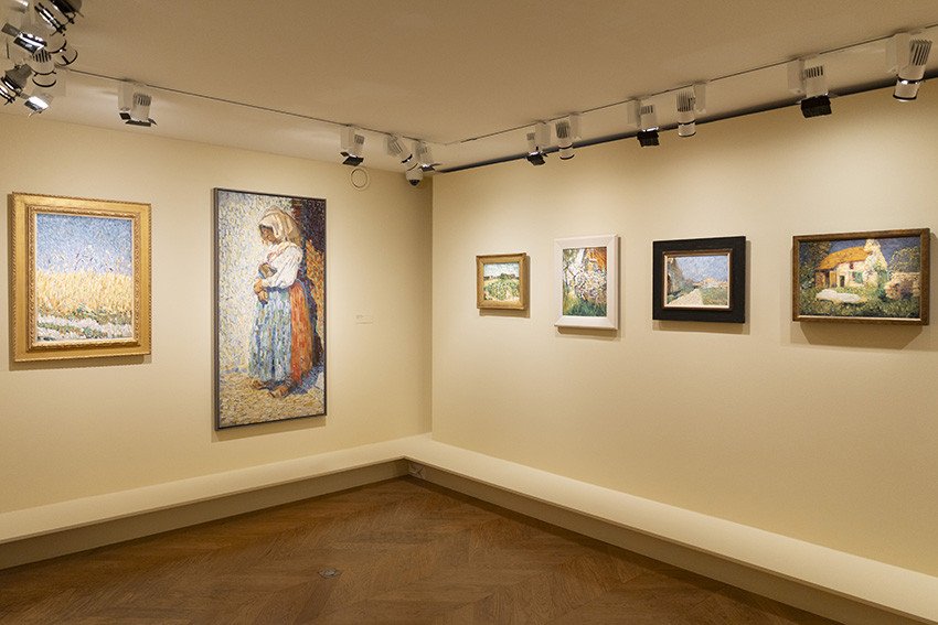 Vue de l'exposition « Adya & Otto van Rees. Au cœur des avant-gardes » au musée de Montmartre, à Paris, 2026. © Musée de Montmartre / Julien Knaub 