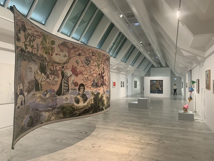Exposition à Marseille : avec plus de 150 œuvres, le Musée d’art contemporain révèle les secrets des grandes collections privées françaises 10 À gauche : Mercedes Azpilicueta, La Monja Alférez pasa, autobiografia de Katalina, Antonio, Alonso y otros, 2021, présenté dans l’exposition « La vie climatique. Histoires sensibles des collections privées », musée d’Art contemporain de Marseille, 2026. ©Connaissance des Arts/Guy Boyer.