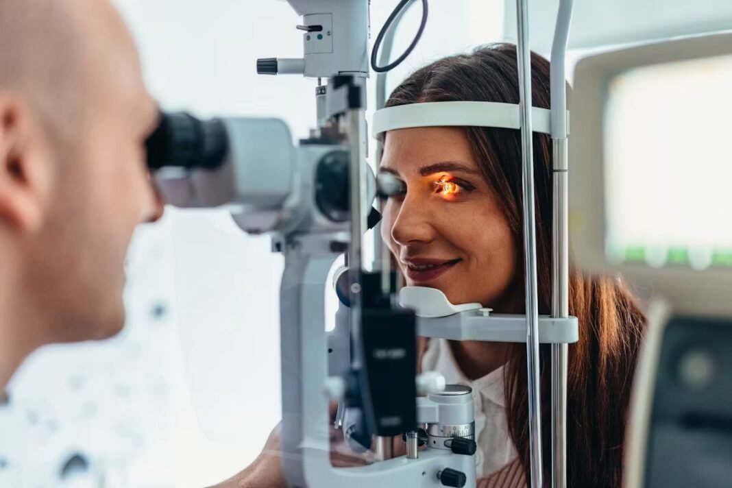 Cancer de l'œil : comment le reconnaître et le prendre en charge ? Cancer de l'œil : comment le reconnaître et le prendre en charge ?