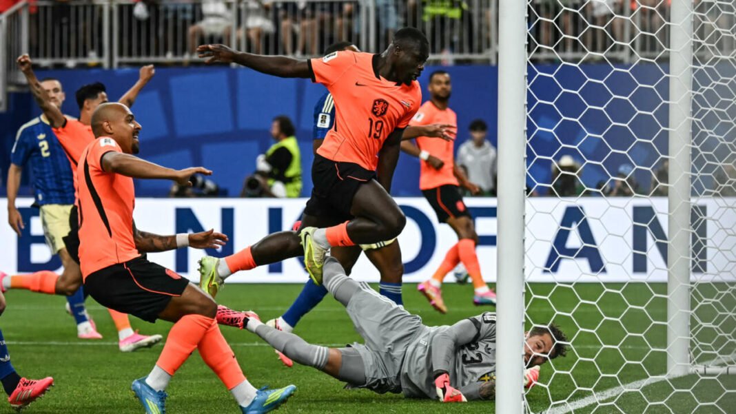 Coupe du monde 2026: la fusée Pays-Bas décolle à Houston et écrase la Suède