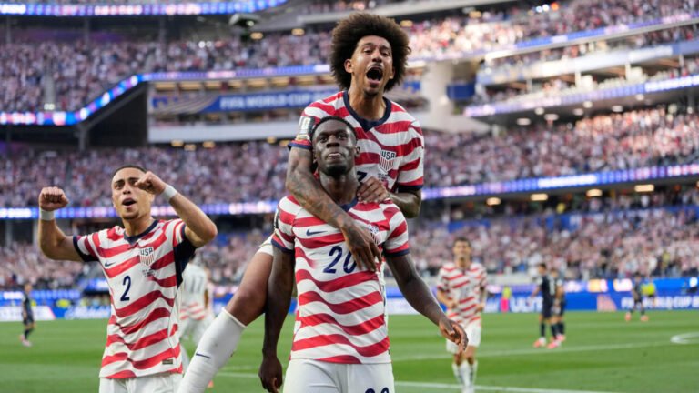 Coupe du monde 2026: les États-Unis brillent face au Paraguay pour débuter leur tournoi