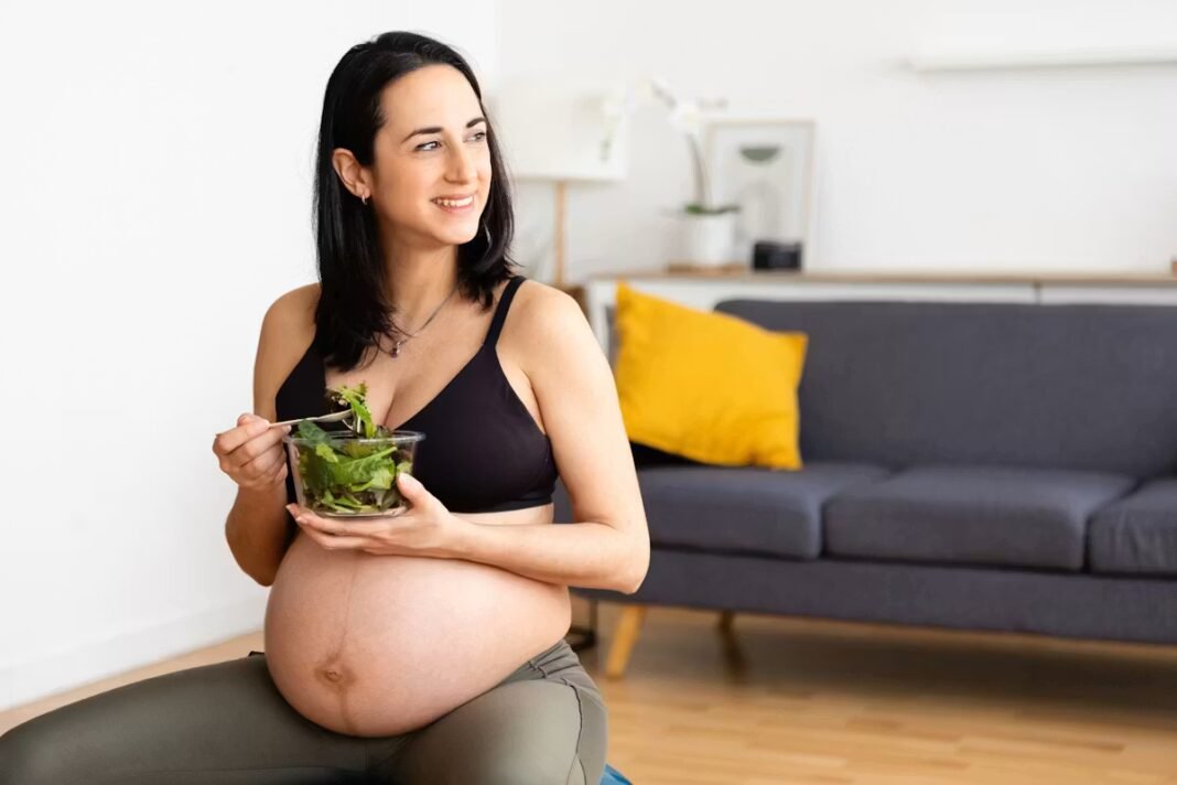 Fer pendant la grossesse : pourquoi est-il indispensable à la future maman ?
