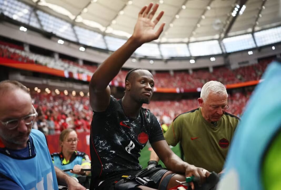 « J'ai entendu l'os craquer » : la terrible blessure d'un joueur pendant le match de la Coupe du monde Canada – Qatar