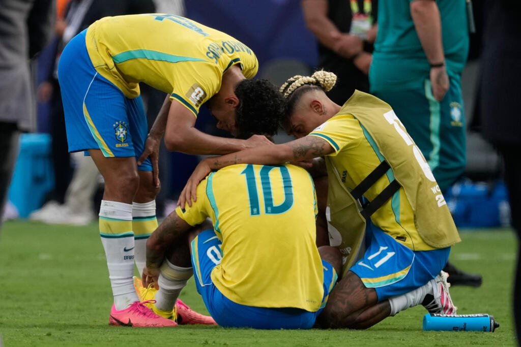 La déception de Neymar (10) et des Brésiliens.