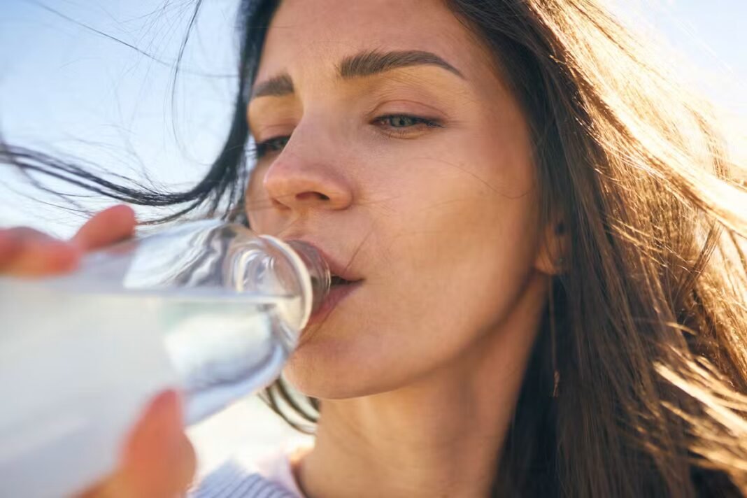 Canicule : le lien entre déshydratation et température corporelle