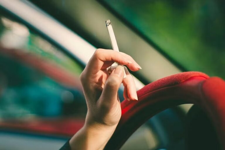 Ces nouveaux lieux où il pourrait bientôt être interdit de fumer en Espagne