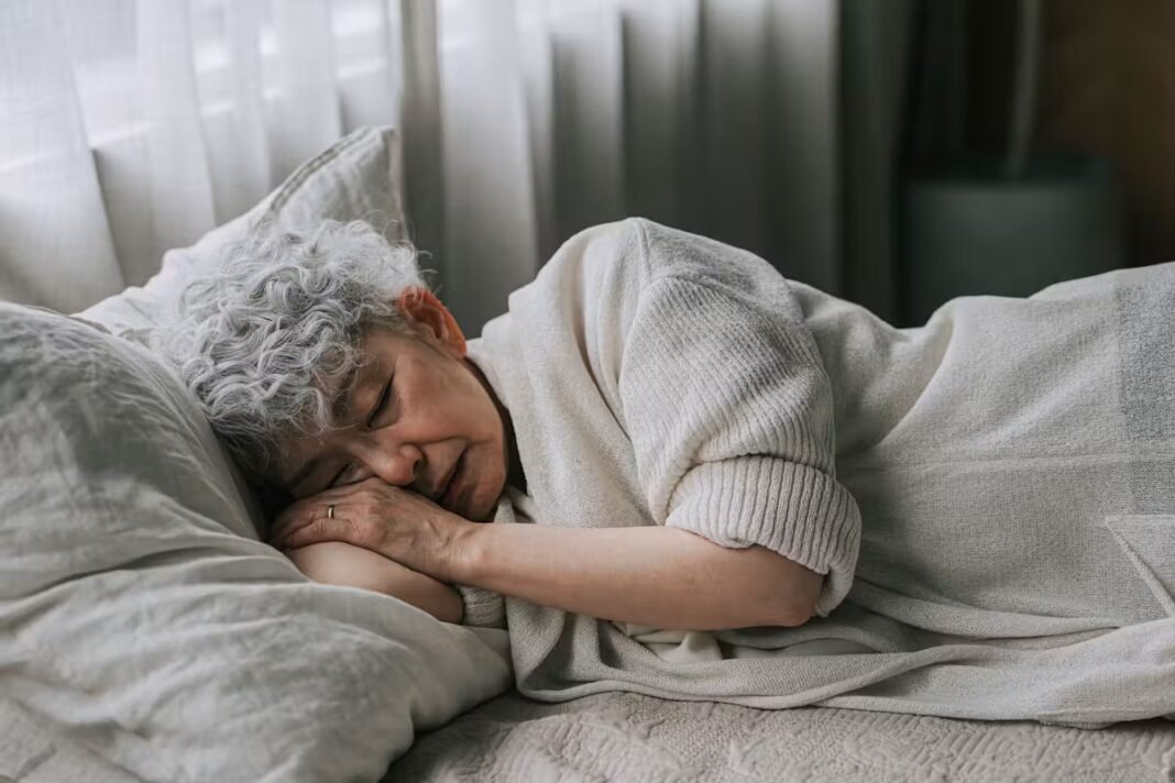 Combien de temps faut-il dormir après 60 ans ?