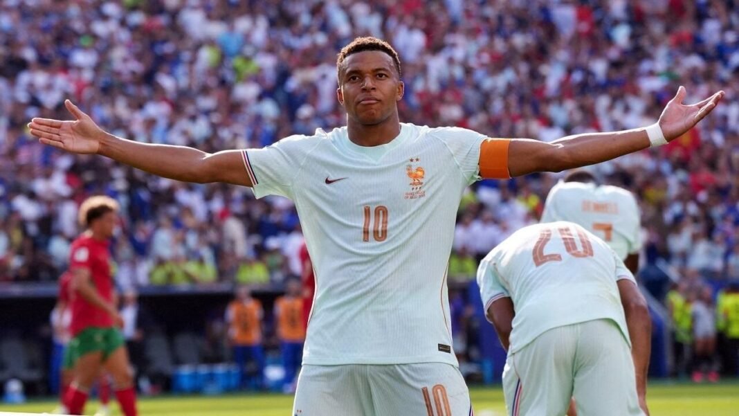 Coupe du monde 2026: la France dompte à nouveau le Maroc, revivez le quart victorieux des Bleus Coupe du monde 2026: la France dompte à nouveau le Maroc, revivez le quart victorieux des Bleus