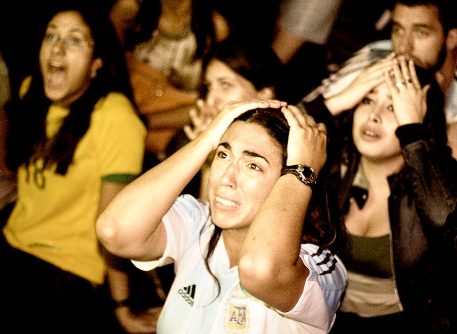 Cris, stress, palpitations : ce qu’un match de foot déclenche vraiment dans votre corps Cris, stress, palpitations : ce qu’un match de foot déclenche vraiment dans votre corps