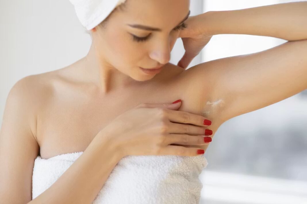 Faut-il s'épiler avant ou après la douche ? (La réponse dépend de la méthode utilisée) Faut-il s'épiler avant ou après la douche ? (La réponse dépend de la méthode utilisée)