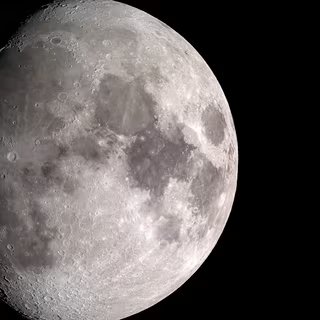 Un objet de 4 tonnes va s’écraser sur la Lune et creuser un cratère : comment suivre l’événement en direct ? 2 La Lune comme vous ne l'avez jamais vue !