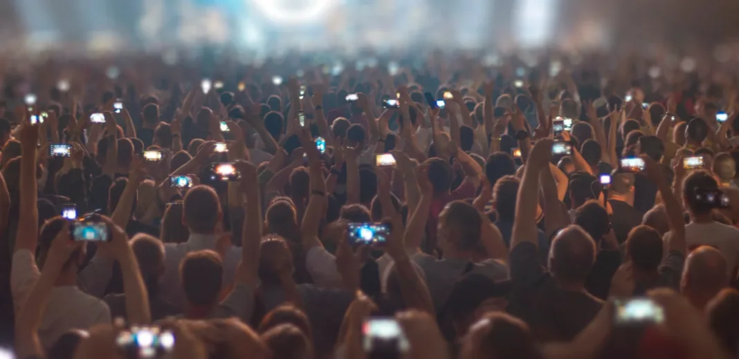 L’image qui a stupéfié le monde : regardez ce que le smartphone a changé en seulement huit ans L’image qui a stupéfié le monde : regardez ce que le smartphone a changé en seulement huit ans