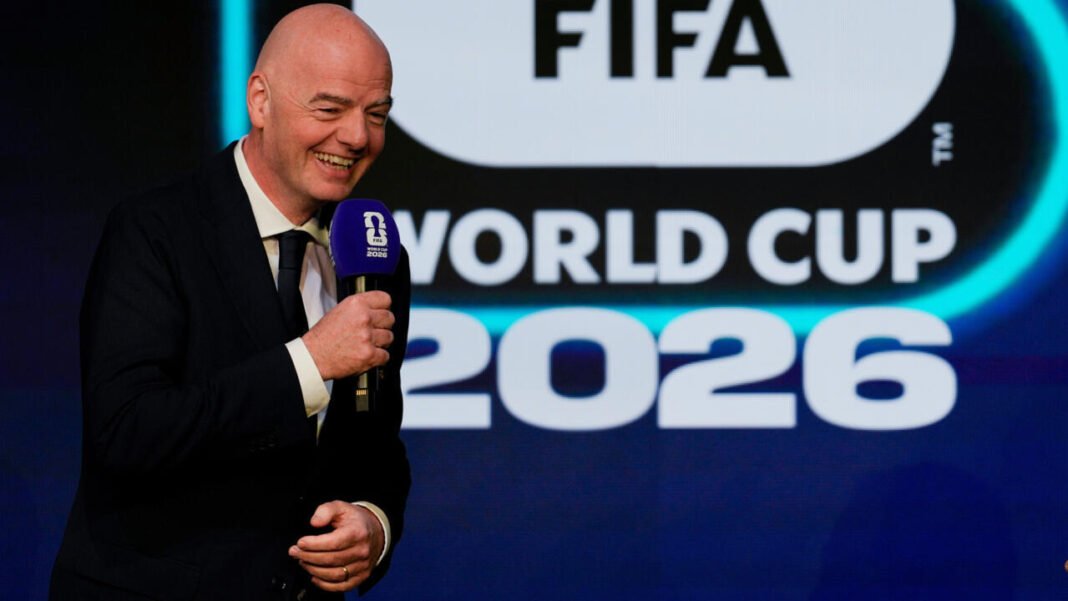 «Une attaque contre le football»: la Fifa veut faire appel à des investisseurs privés et suscite un tollé