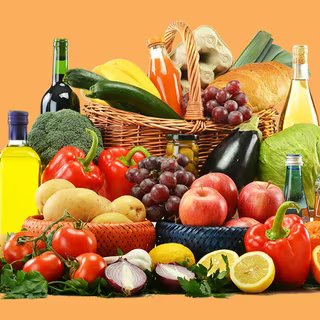 Toutes les vitamines D ne se valent pas : voici la fascinante découverte d'une méta-analyse britannique 2 L'organisme ne peut pas synthétiser les vitamines, elles sont obligatoirement apportées par une alimentation saine et variée. Les aliments végétaux en sont riches, mais les produits animaux ne sont pas en reste. Chaque aliment a une composition et une teneur en vitamine différente.© Maja7777, Pixabay, DP