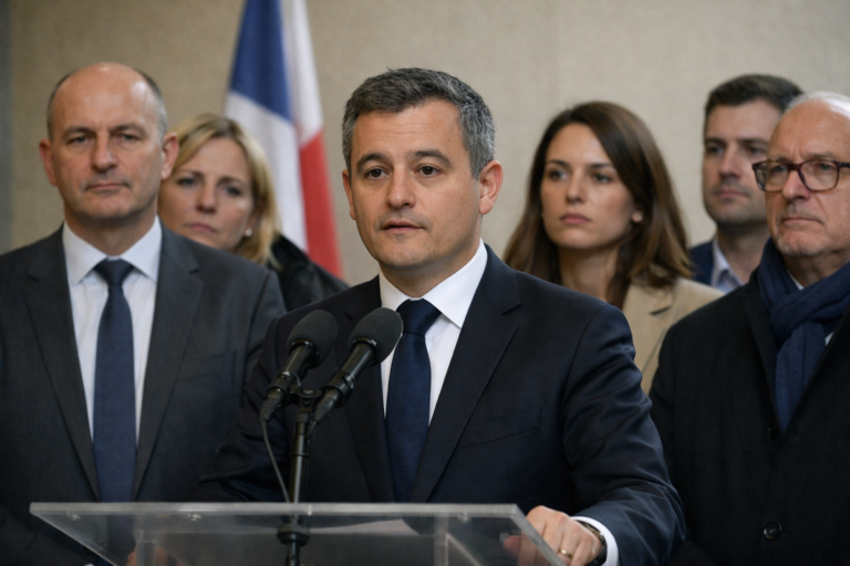 Darmanin choisit de soutenir Édouard Philippe et réunit ses proches à Tourcoing