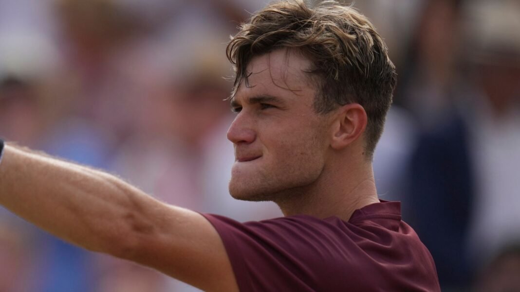 Jack Draper fait un retour gagnant de blessure avec une victoire en deux sets contre Viktor Durasovic lors des qualifications pour la Coupe Davis | Actualités tennistiques Jack Draper fait un retour gagnant de blessure avec une victoire en deux sets contre Viktor Durasovic lors des qualifications pour la Coupe Davis | Actualités tennistiques