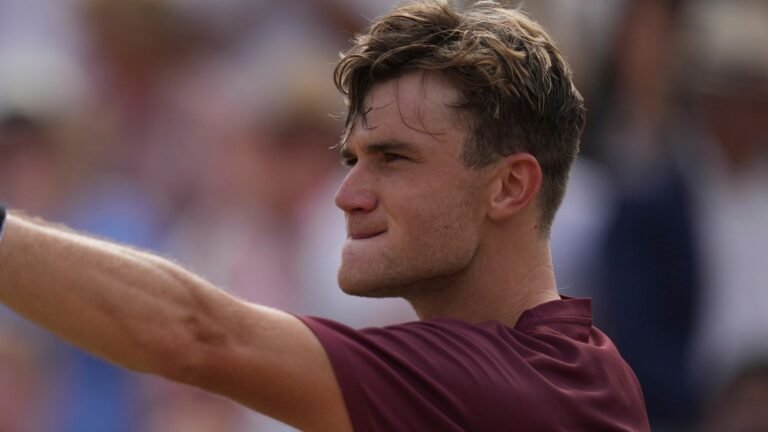 Jack Draper fait un retour gagnant de blessure avec une victoire en deux sets contre Viktor Durasovic lors des qualifications pour la Coupe Davis | Actualités tennistiques